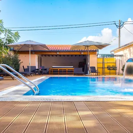 Casa Da Alzira * أناديا
